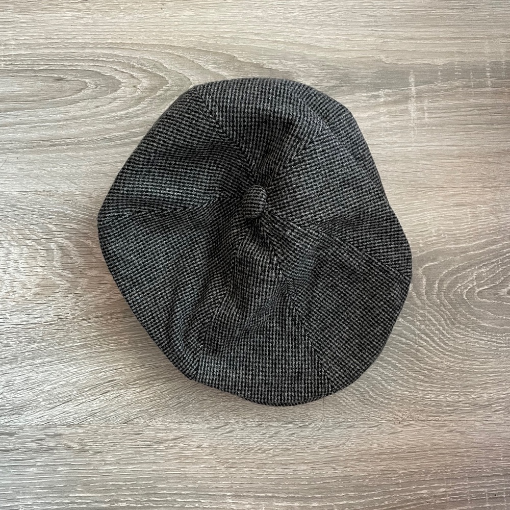 H&M grey hat. Size M/58